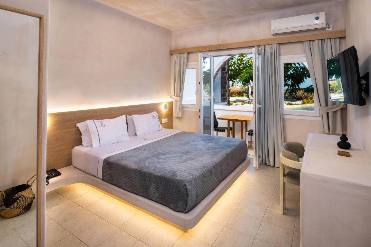 Aelia Luxury Suites Karterados  Exterior photo Deluxe room